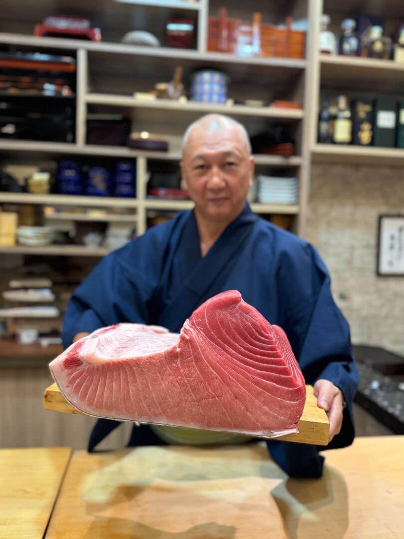 raw cut tuna