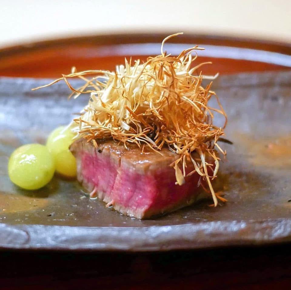 beef omakase dish